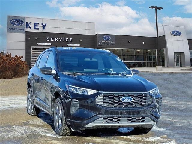 used 2023 Ford Escape car, priced at $24,995