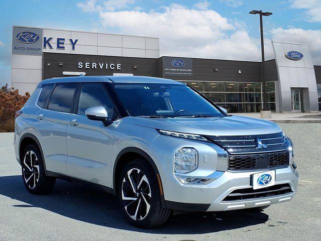 used 2024 Mitsubishi Outlander car, priced at $23,899
