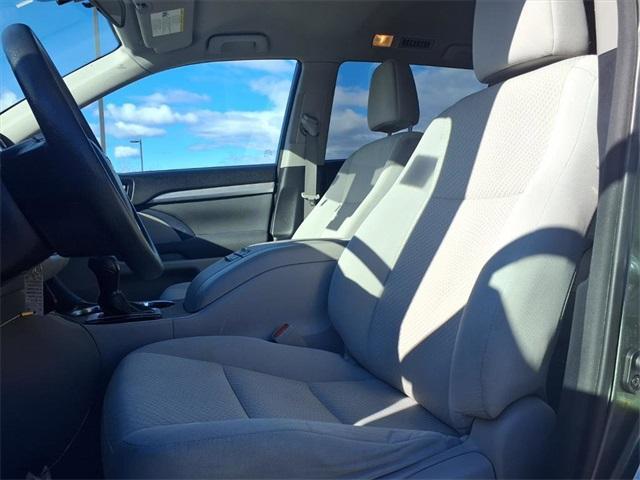 used 2017 Toyota Highlander car, priced at $15,583