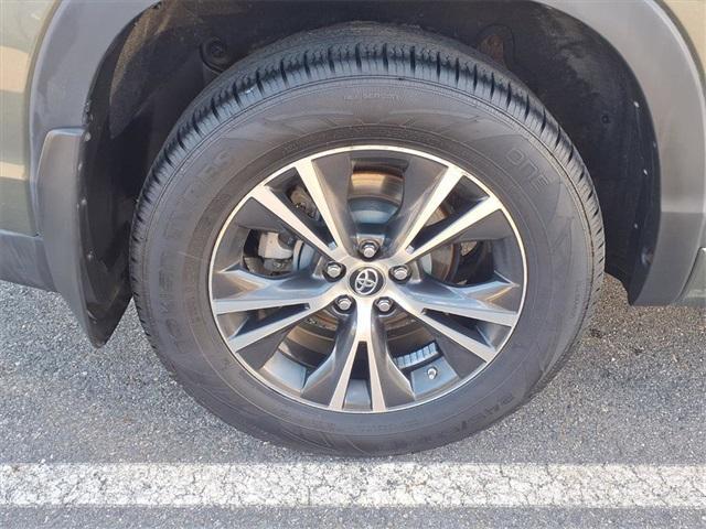 used 2017 Toyota Highlander car, priced at $15,583