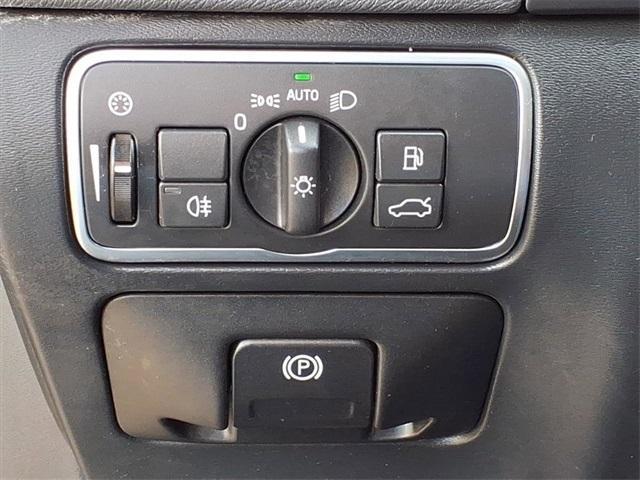 used 2018 Volvo S60 Inscription car, priced at $15,495