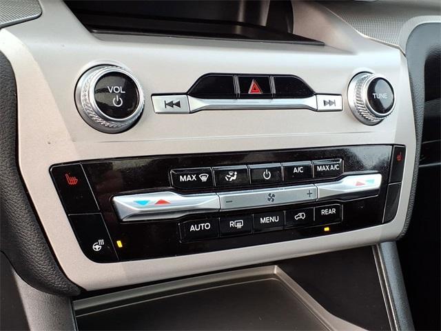 used 2024 Ford Explorer car, priced at $33,076