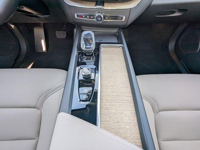 new 2026 Volvo XC60 car