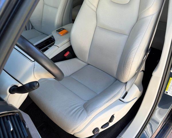 used 2023 Volvo XC90 car, priced at $36,400