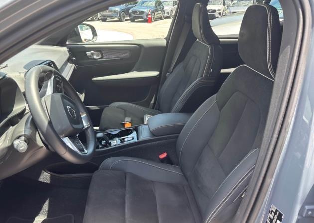 used 2023 Volvo XC40 car, priced at $32,900