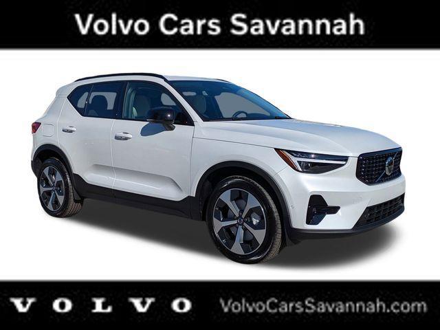 new 2026 Volvo XC40 car