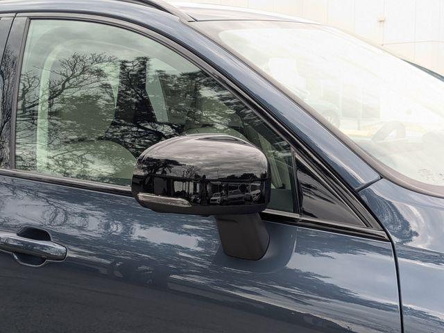 new 2026 Volvo XC60 Plug-In Hybrid car