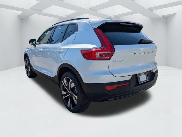 new 2026 Volvo XC40 car