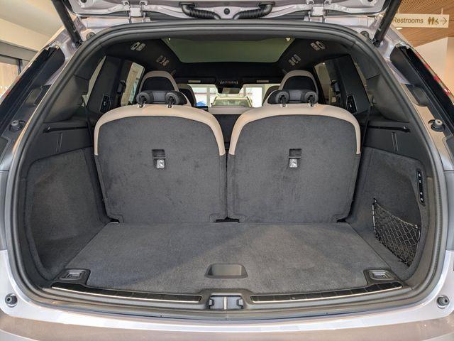 new 2026 Volvo EX90 car