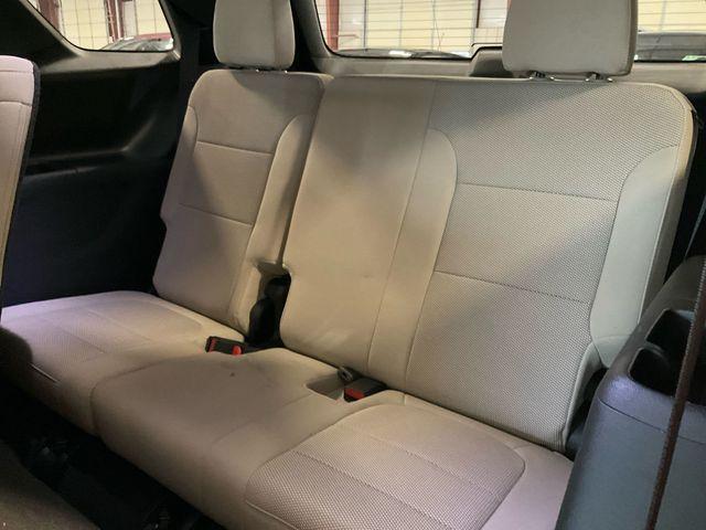 used 2023 Chevrolet Traverse car, priced at $22,300