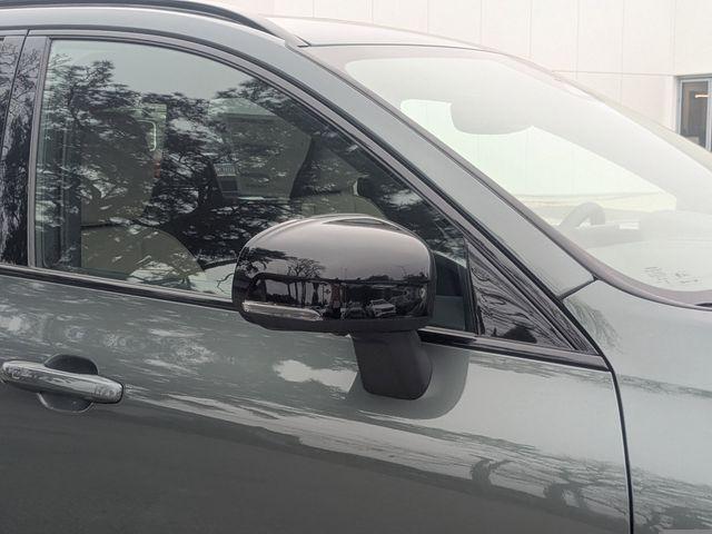 new 2026 Volvo XC60 Plug-In Hybrid car