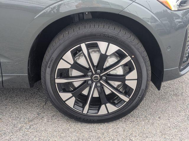 new 2026 Volvo XC60 Plug-In Hybrid car