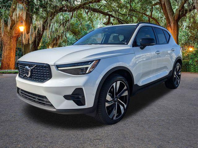 new 2026 Volvo XC40 car