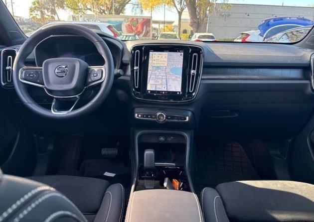 used 2023 Volvo C40 Recharge Pure Electric car, priced at $28,550