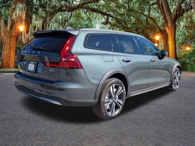 new 2026 Volvo V60 Cross Country car