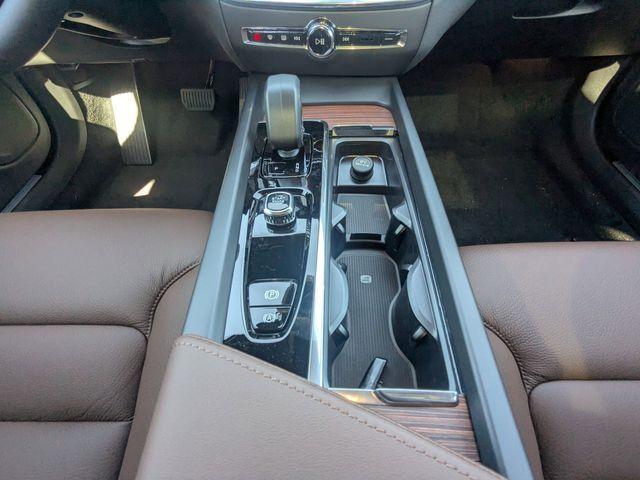 new 2026 Volvo V60 Cross Country car