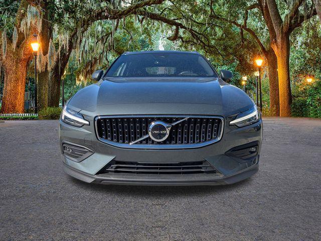 new 2026 Volvo V60 Cross Country car