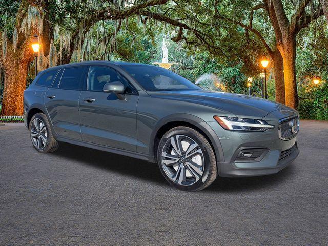 new 2026 Volvo V60 Cross Country car