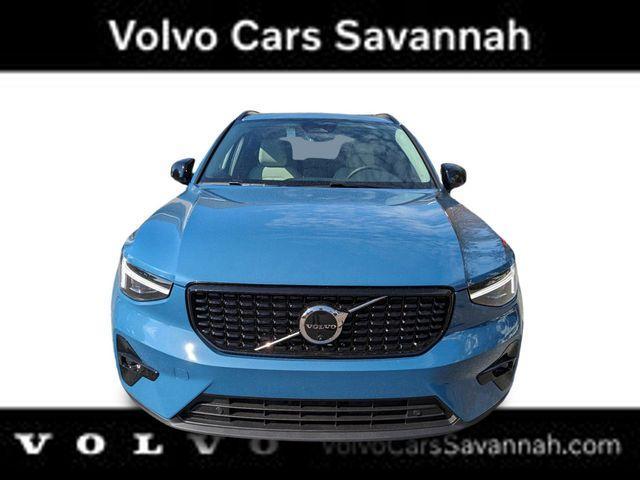 new 2025 Volvo XC40 car, priced at $48,315