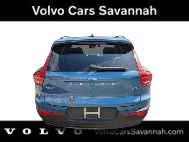 new 2025 Volvo XC40 car, priced at $48,315