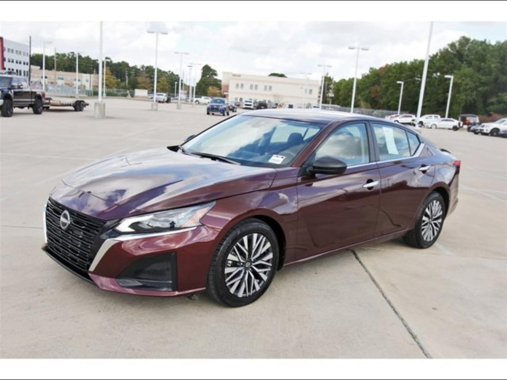 used 2024 Nissan Altima car, priced at $17,875