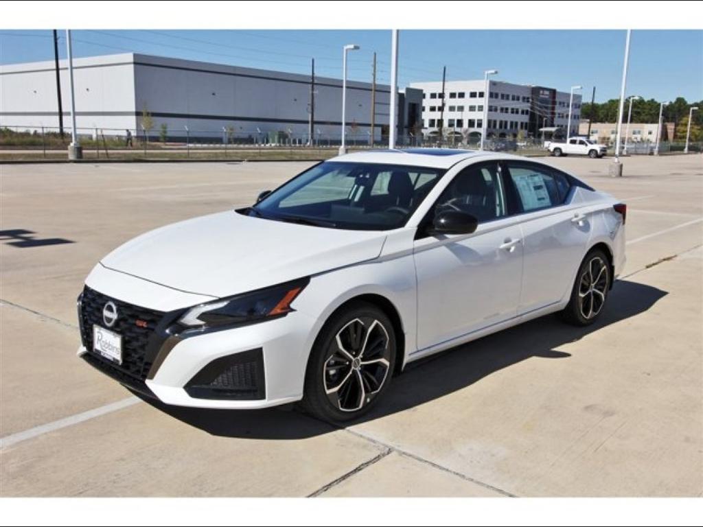 new 2025 Nissan Altima car, priced at $34,790