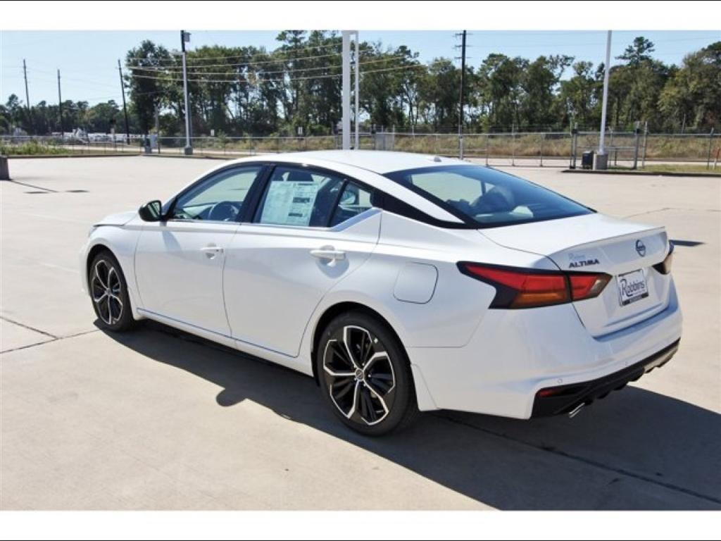 new 2025 Nissan Altima car, priced at $34,790