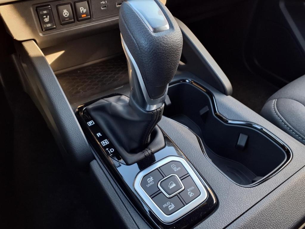 new 2026 Nissan Frontier car, priced at $40,110