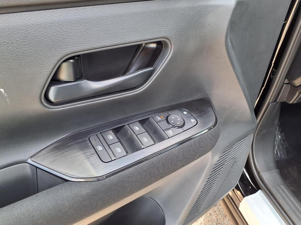 new 2026 Nissan Kicks car, priced at $23,457