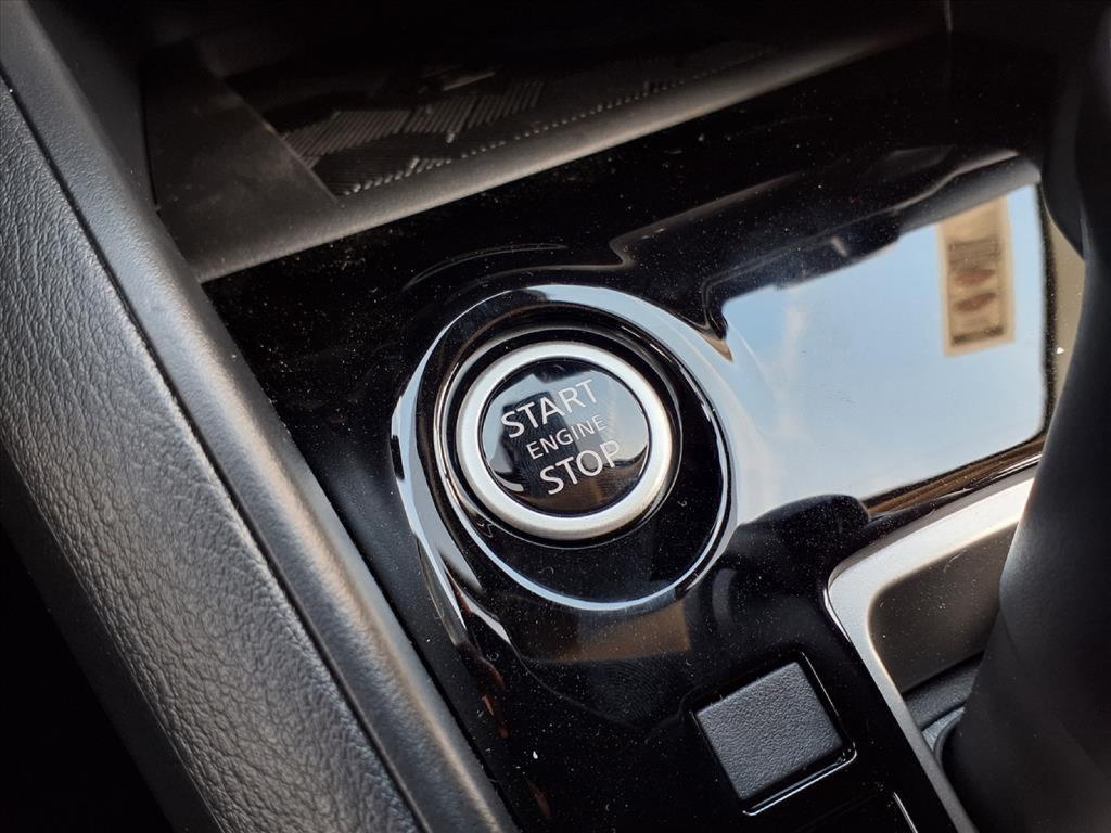 new 2025 Nissan Versa car, priced at $21,550