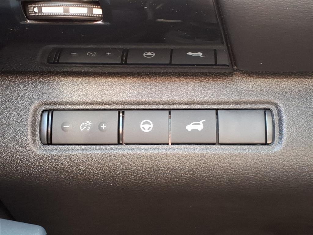 new 2025 Nissan Pathfinder car, priced at $38,645