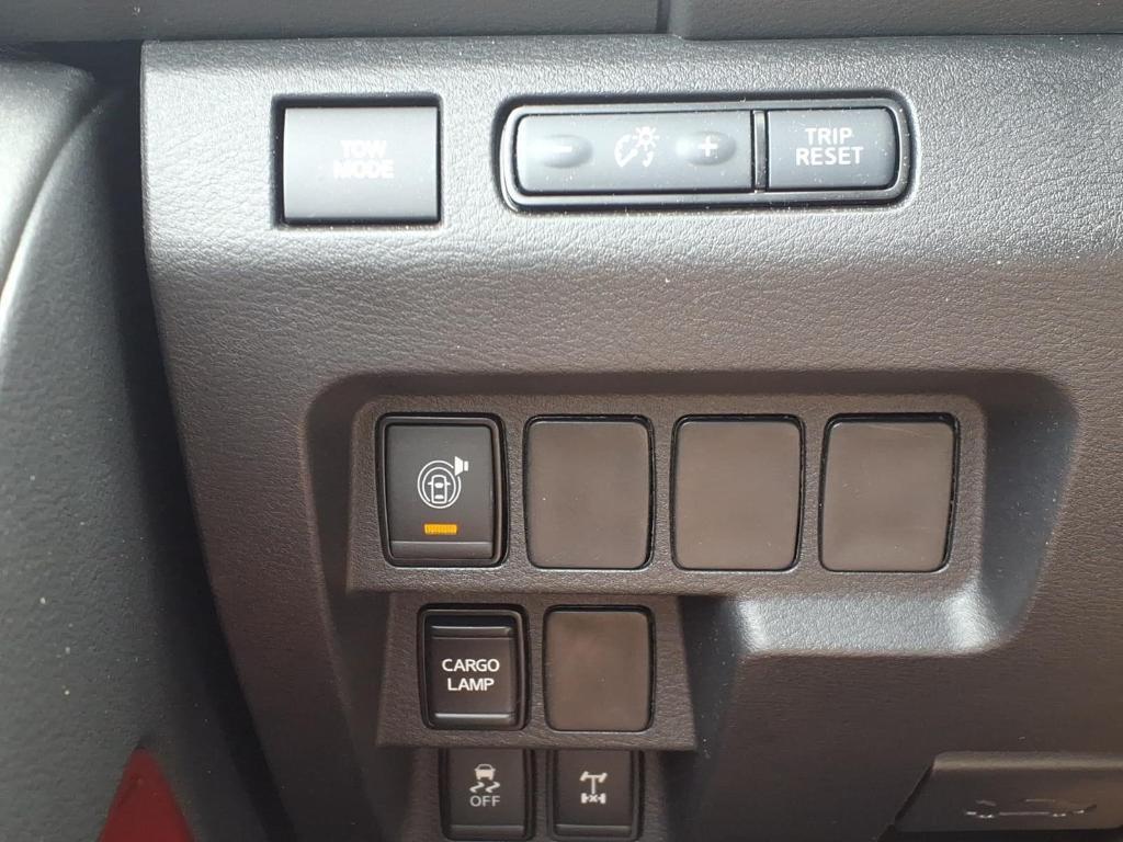 used 2026 Nissan Frontier car, priced at $38,992