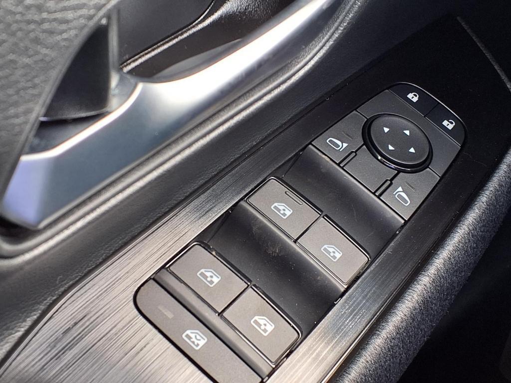 new 2026 Nissan Kicks car, priced at $25,122