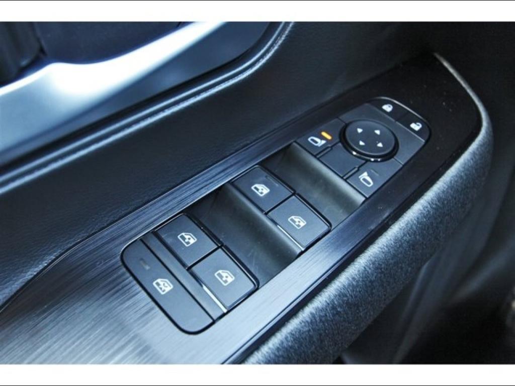 new 2026 Nissan Kicks car, priced at $25,054