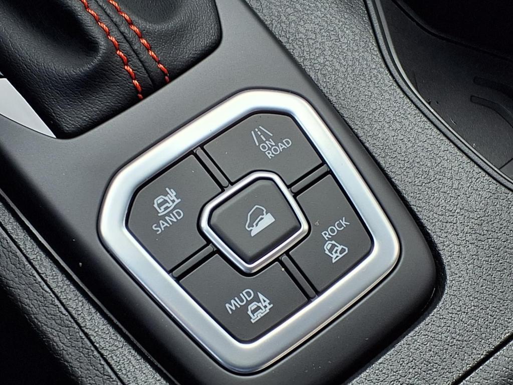 new 2026 Nissan Frontier car, priced at $42,985