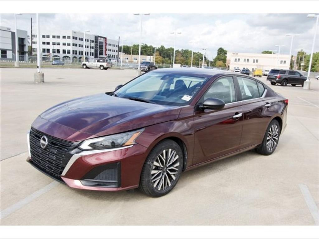 used 2024 Nissan Altima car, priced at $17,985