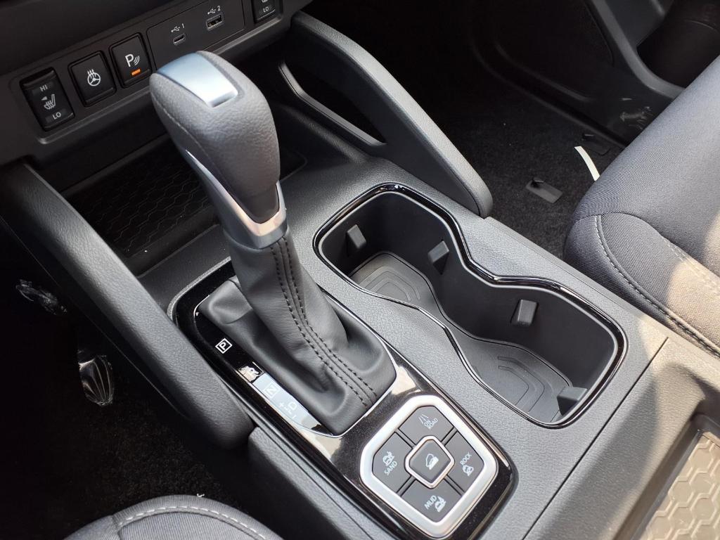 new 2026 Nissan Frontier car, priced at $40,110