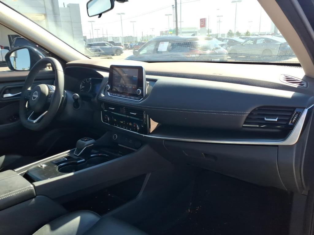 used 2022 Nissan Rogue car, priced at $18,593