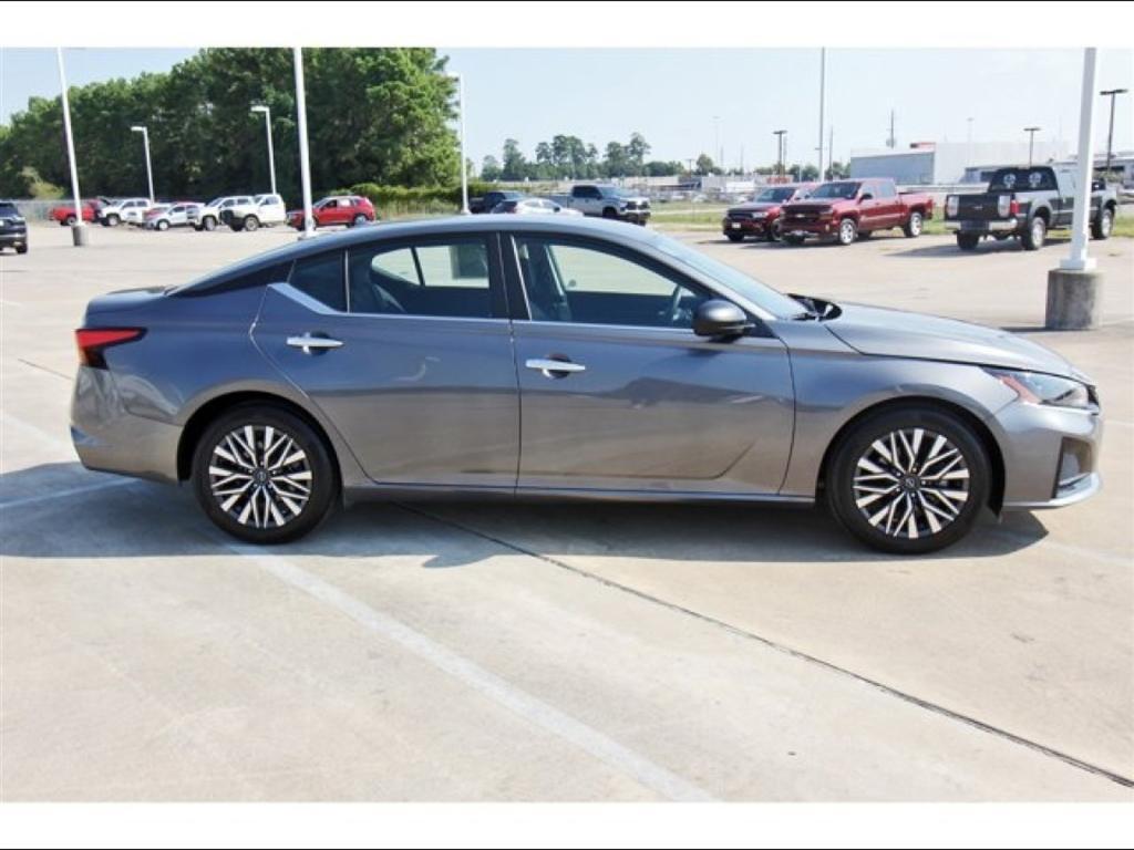 used 2024 Nissan Altima car, priced at $19,995
