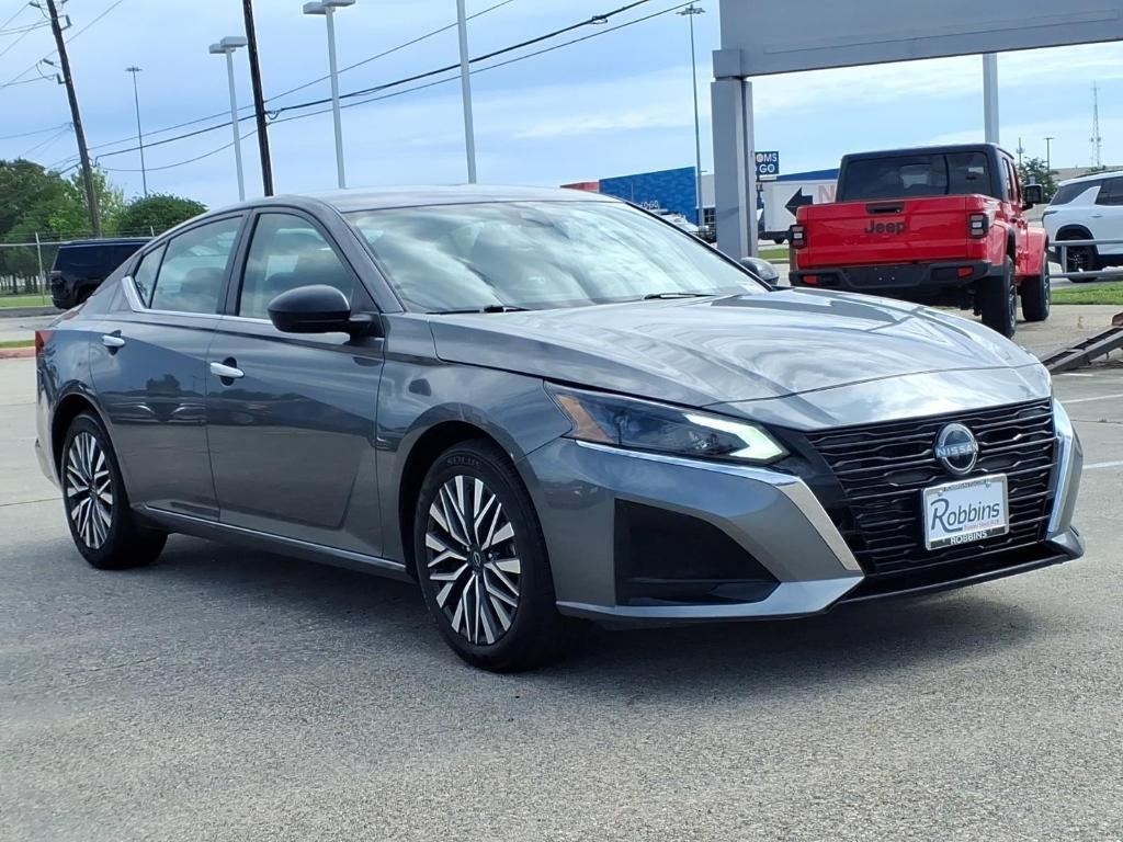 used 2024 Nissan Altima car, priced at $17,685
