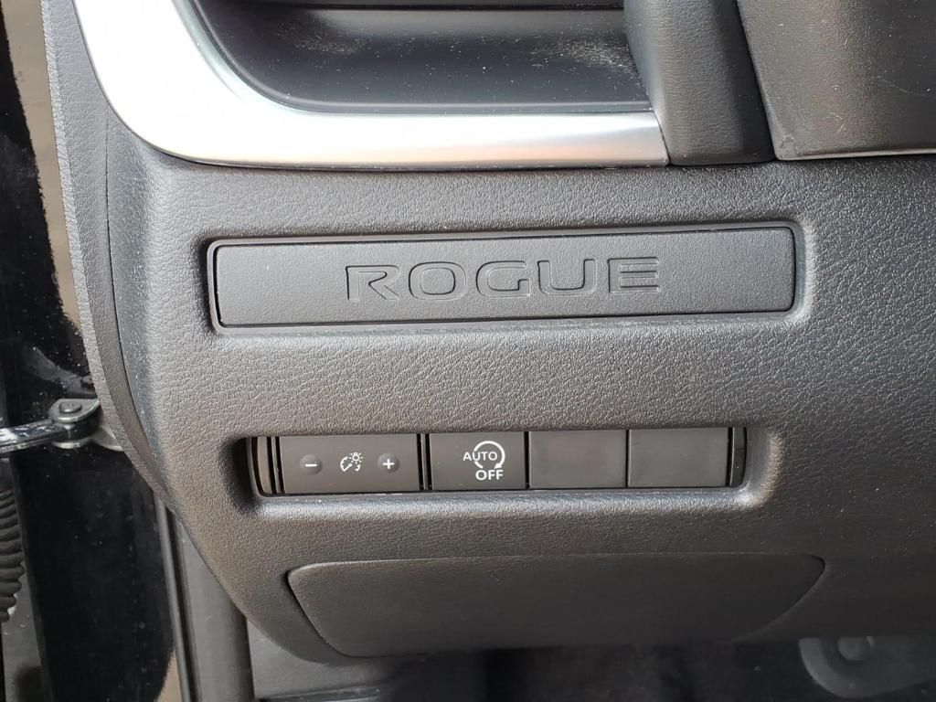 used 2023 Nissan Rogue car, priced at $17,991