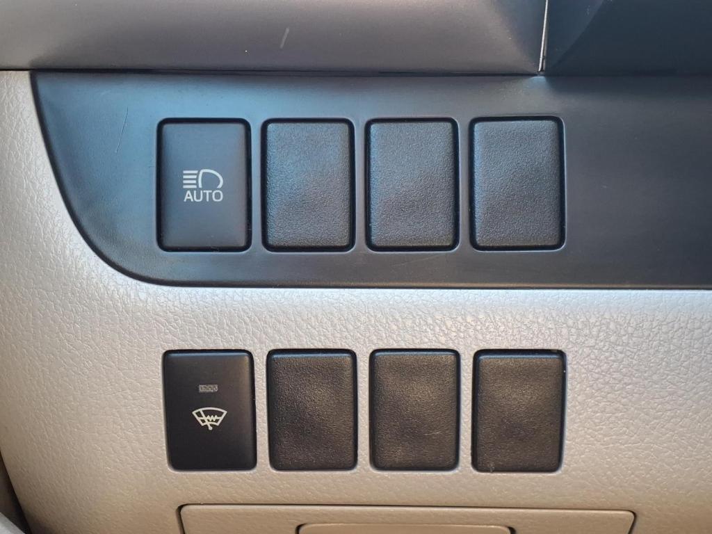 used 2019 Toyota Highlander car, priced at $20,993