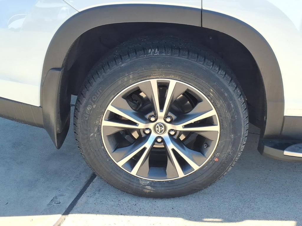 used 2019 Toyota Highlander car, priced at $20,993