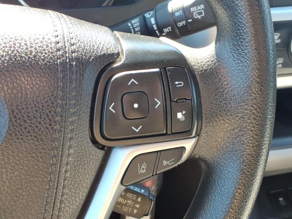 used 2019 Toyota Highlander car, priced at $20,993