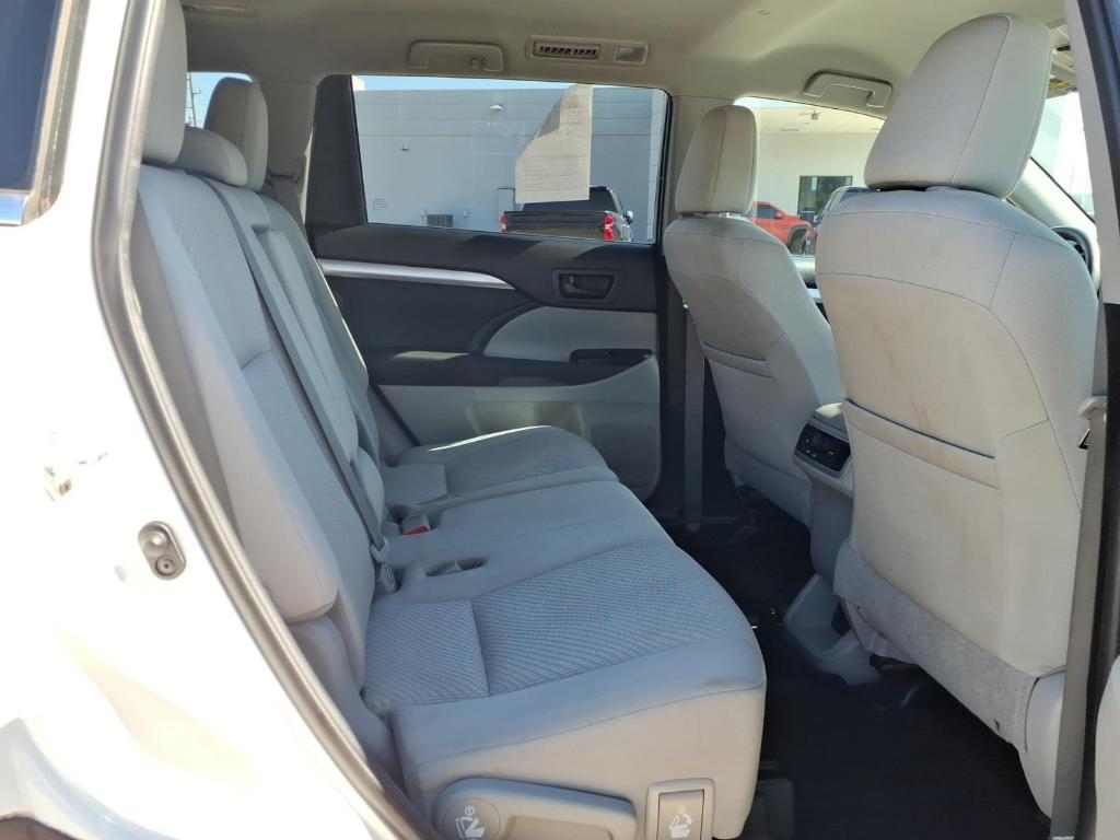 used 2019 Toyota Highlander car, priced at $20,993