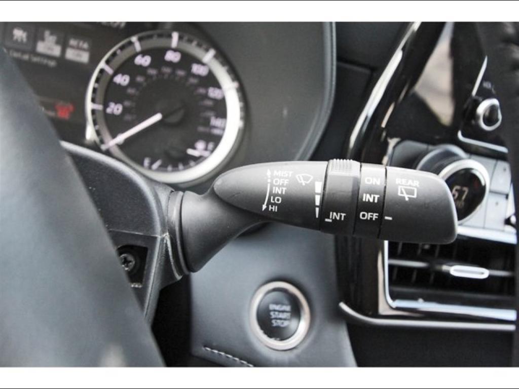 used 2024 Toyota Highlander car, priced at $33,255