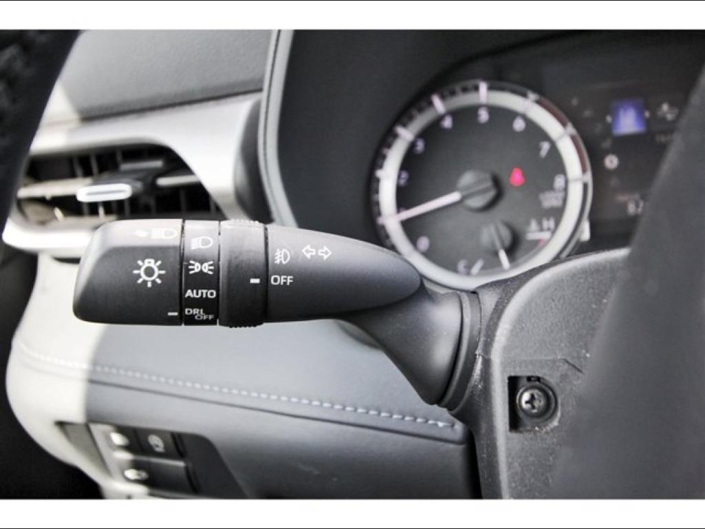 used 2024 Toyota Highlander car, priced at $33,255