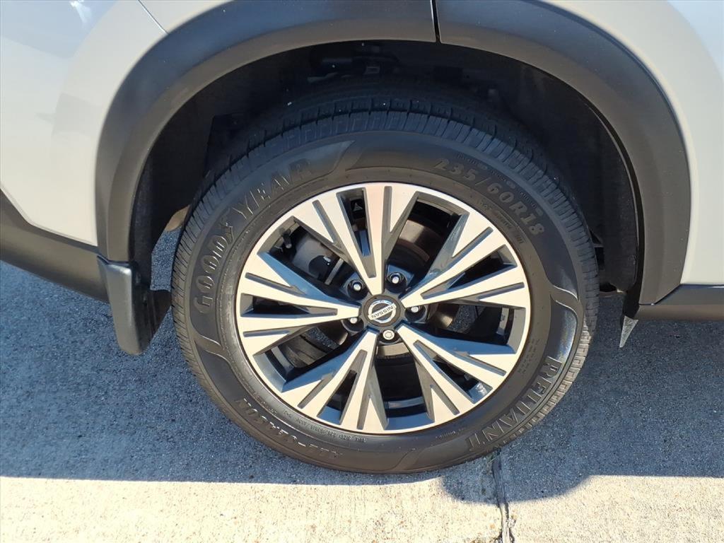 used 2021 Nissan Rogue car, priced at $15,921