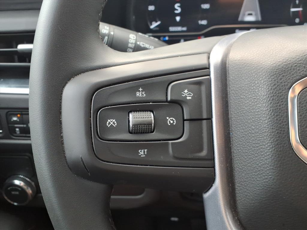 used 2023 GMC Yukon car, priced at $46,365