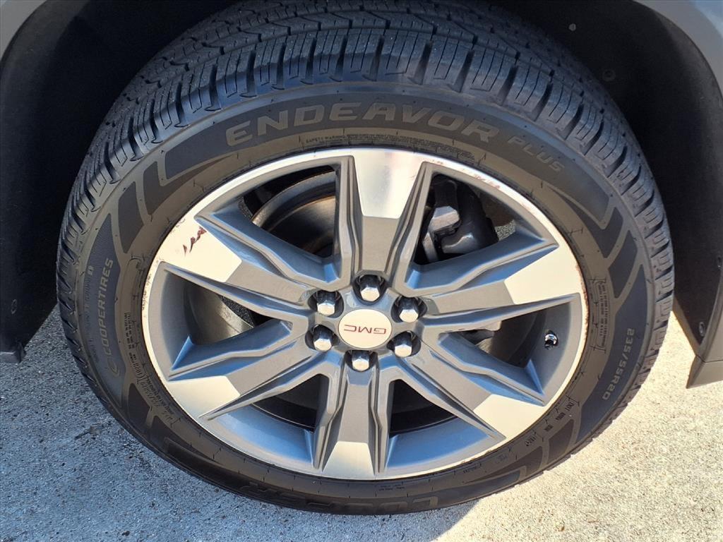 used 2018 GMC Acadia car, priced at $16,105